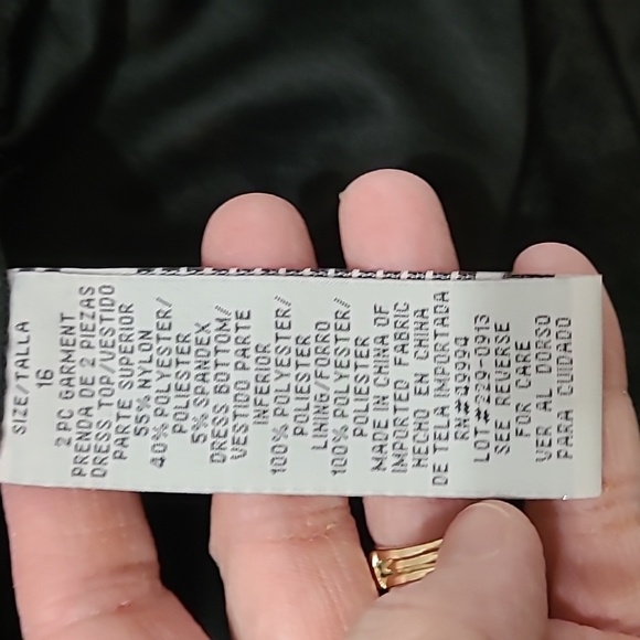 R & M Collection Black & White Ruffled sleeveless party dress size 16 - Picture 9 of 12